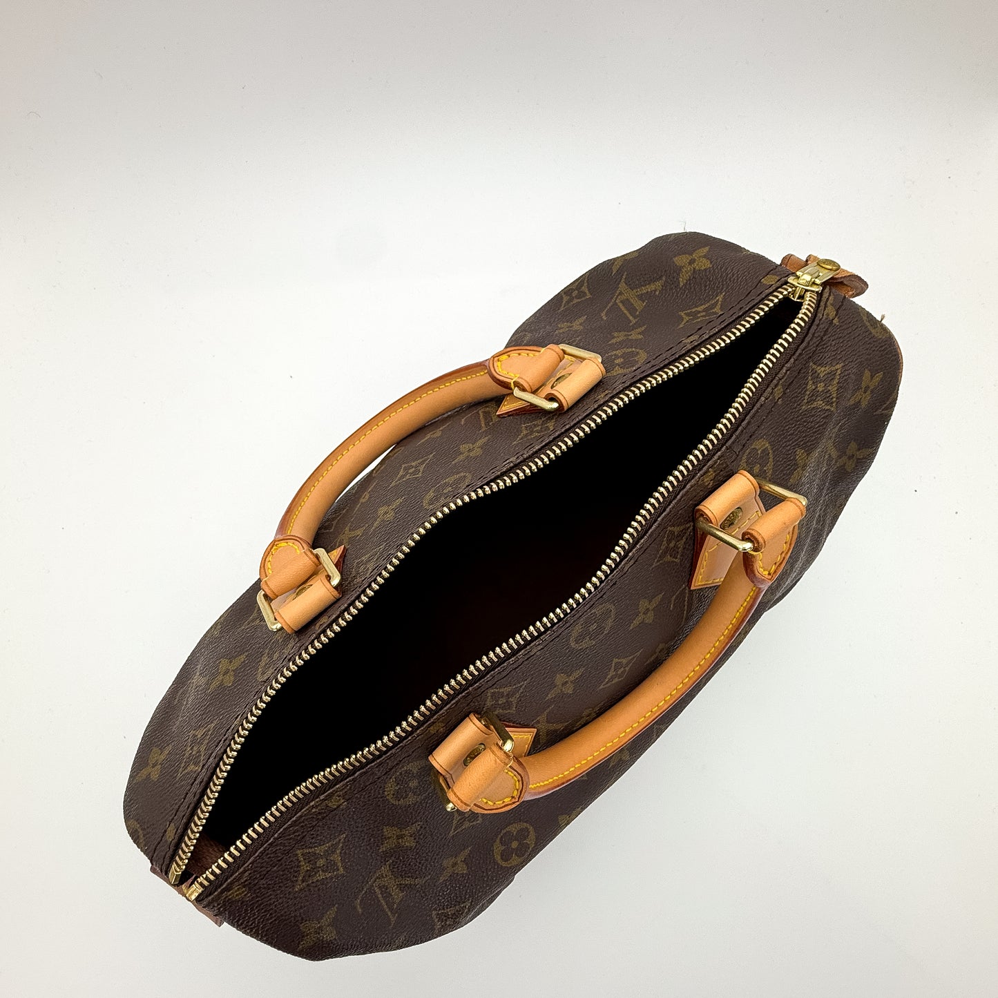 Vintage Louis Vuitton Speedy 30