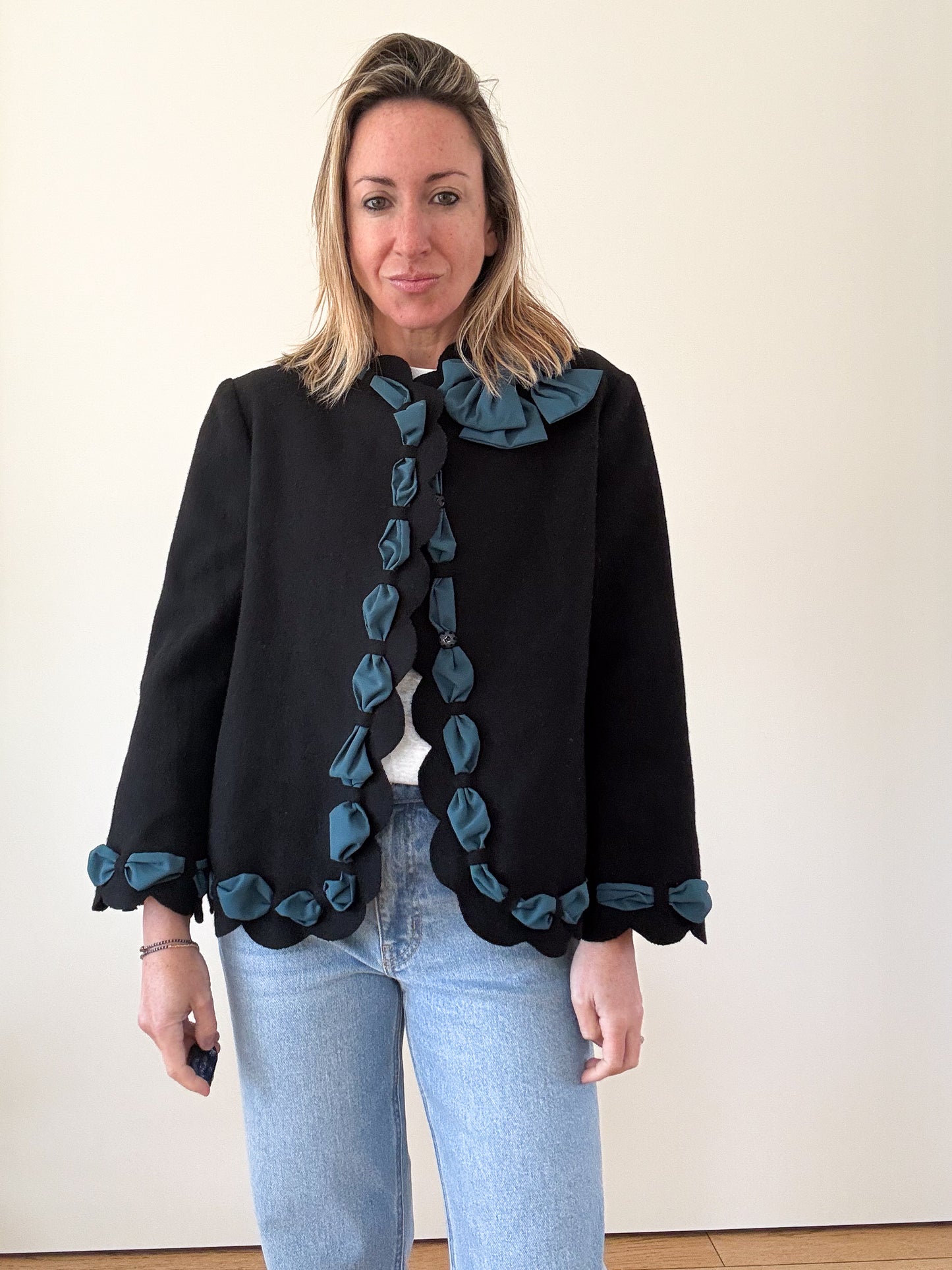 Moschino Cheap & Chic Black Scalloped Trim Bow Detail Jacket - Size 14
