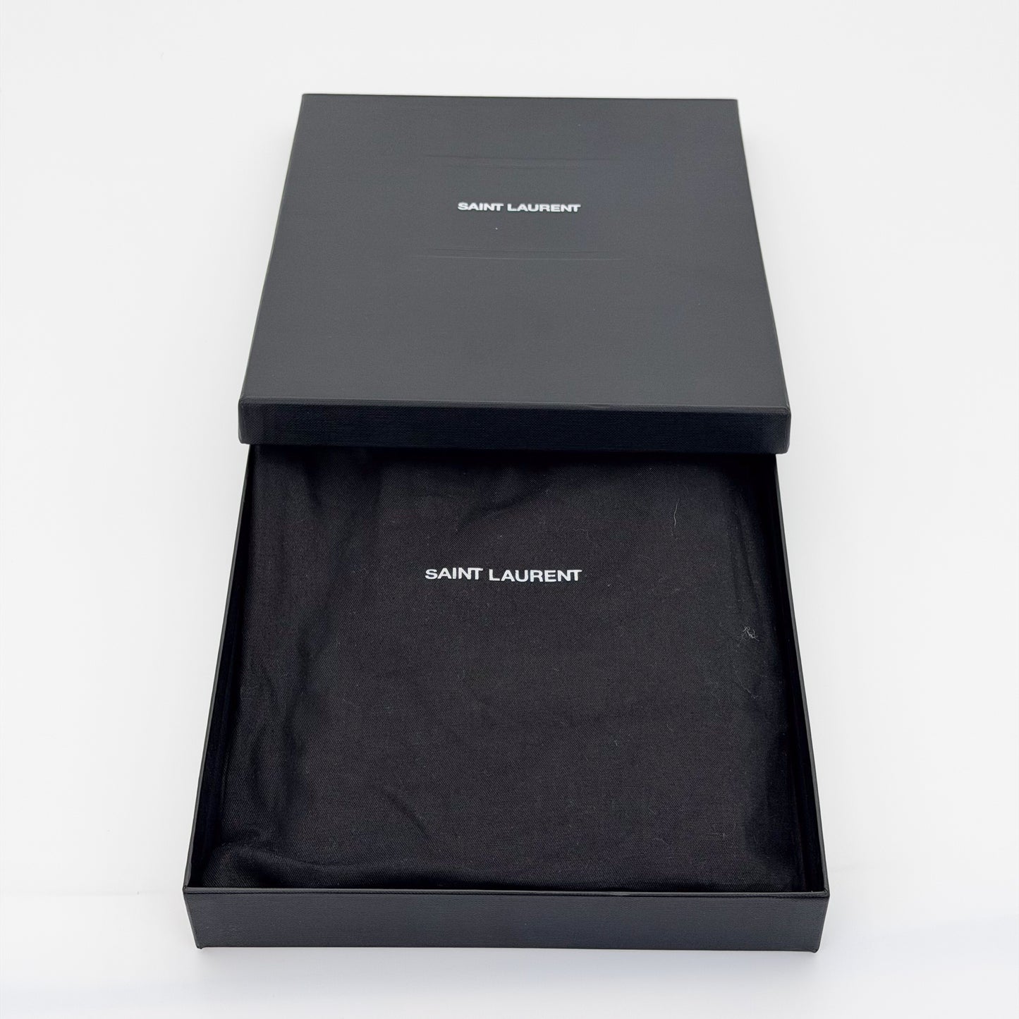 Saint Laurent Cassandre Matelassé Flap Pouch – Saint Laurent branded retail packaging