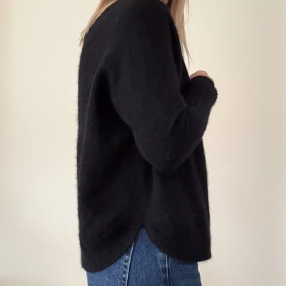 360 Cashmere Black Jumper - Size M