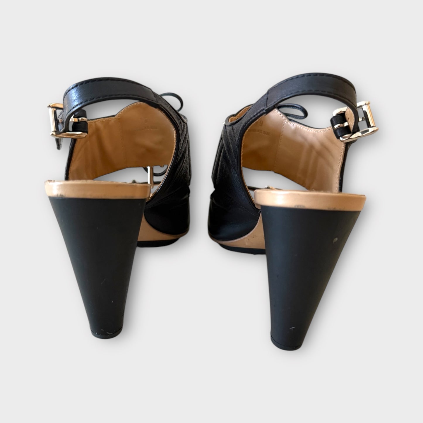 Tod’s Black Leather Sandal - Size 39