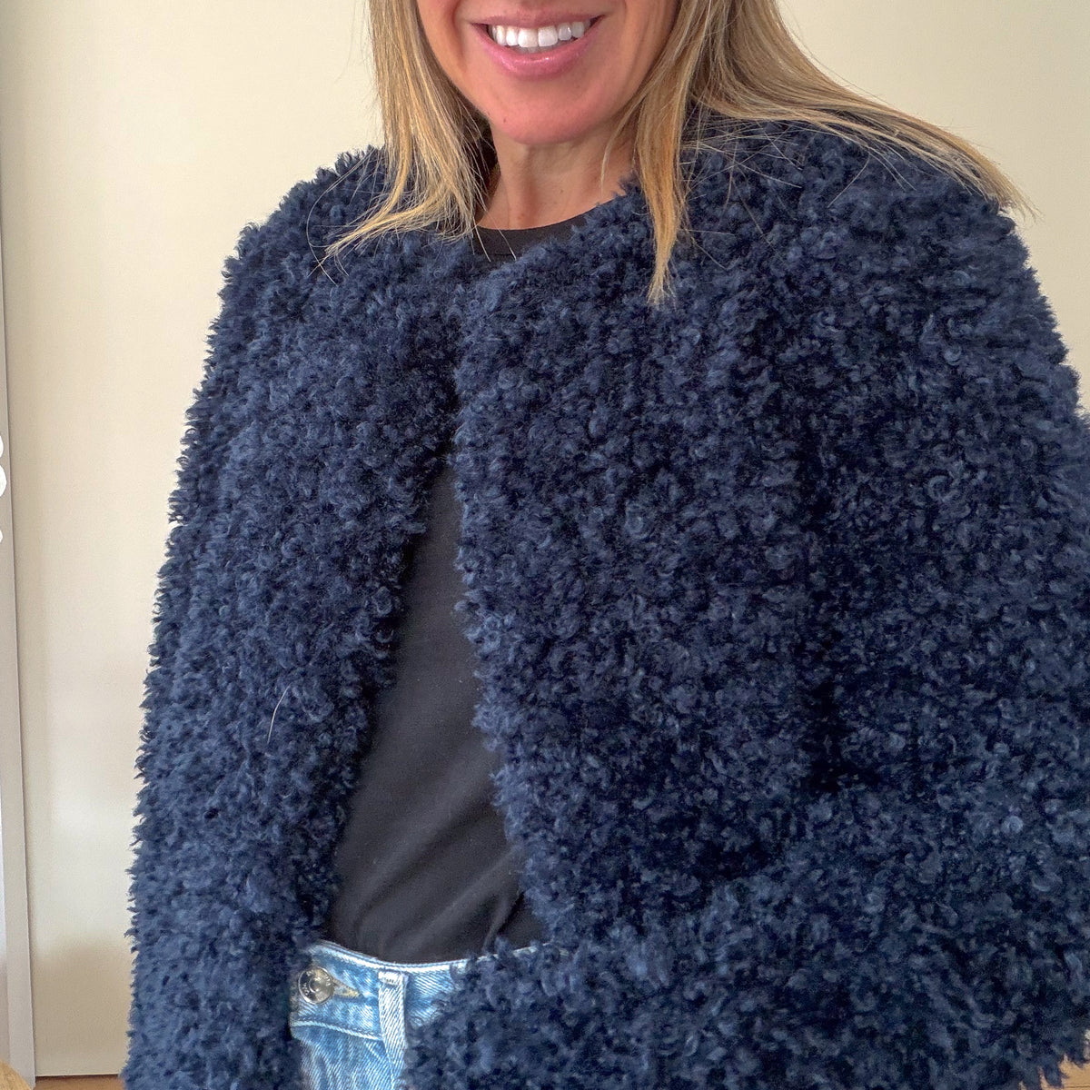 Aligne Francie navy jacket, texture close-up