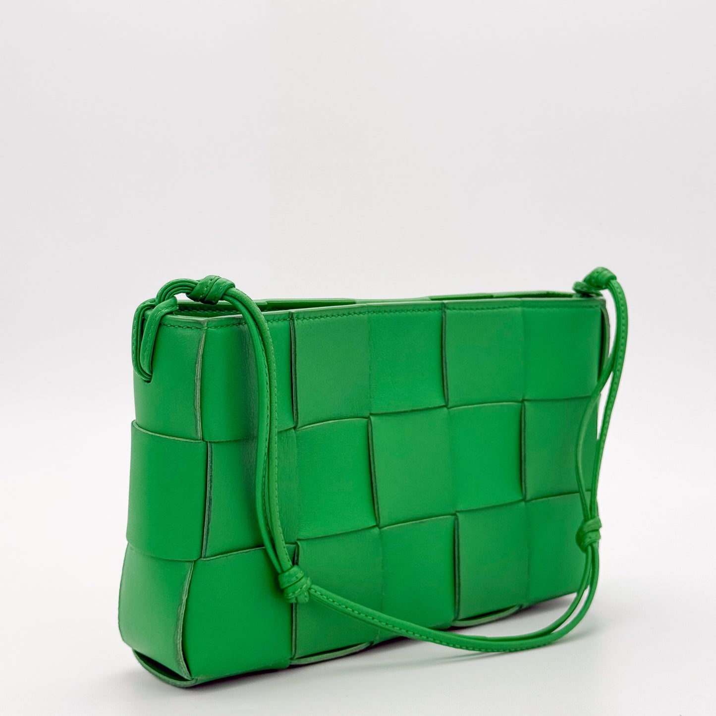 Bottega Veneta Cassette Intrecciato Shoulder Bag in Parakeet Green