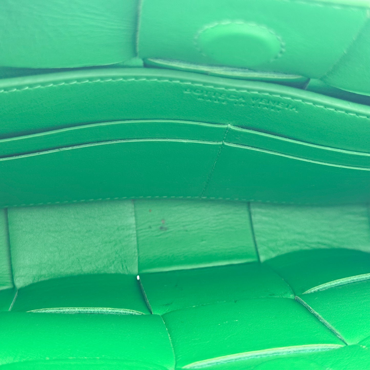 Bottega Veneta Cassette Intrecciato Shoulder Bag in Parakeet Green