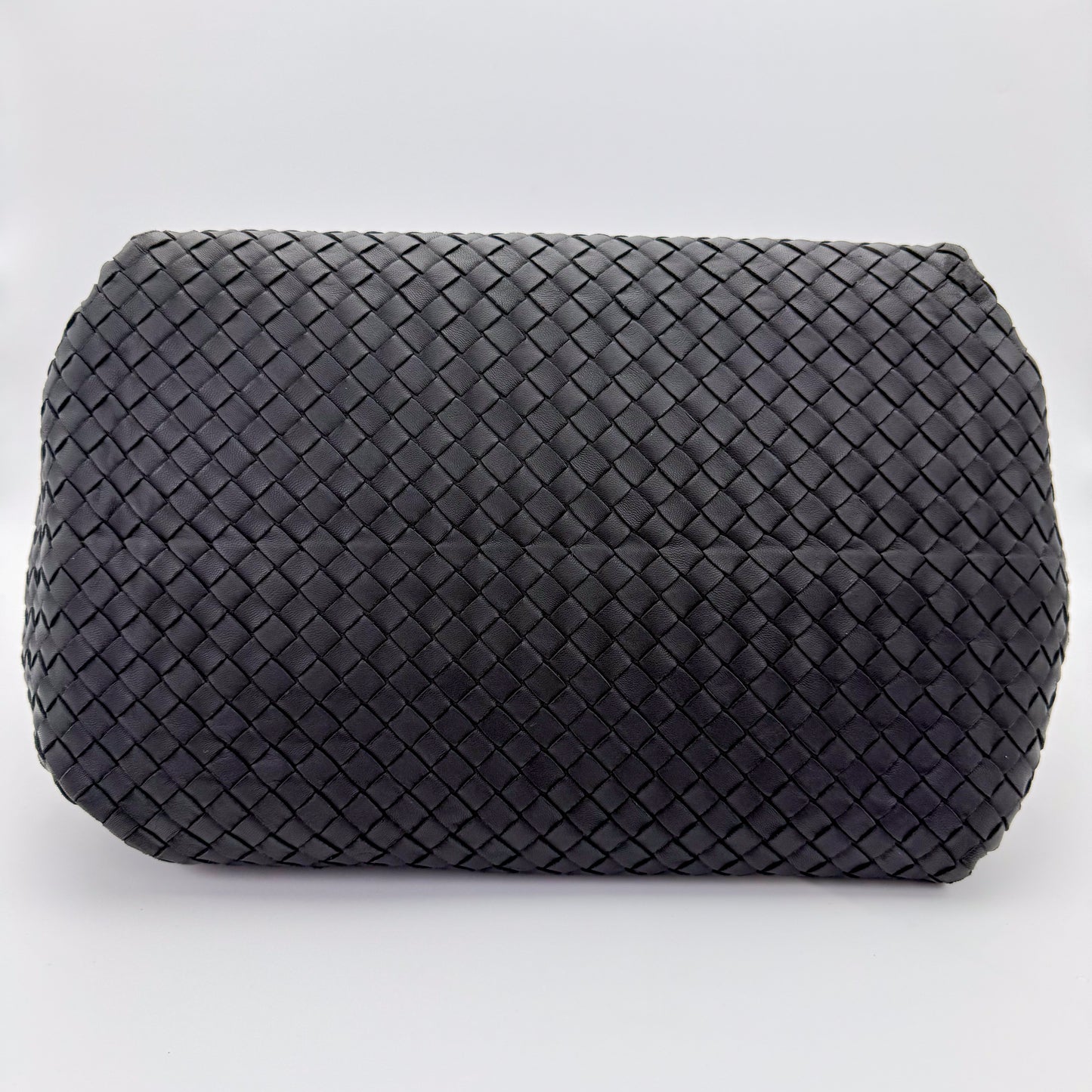 BottegaVeneta-Intrecciato-Parachute-Preloved-Luxury-Handbag-London-Base