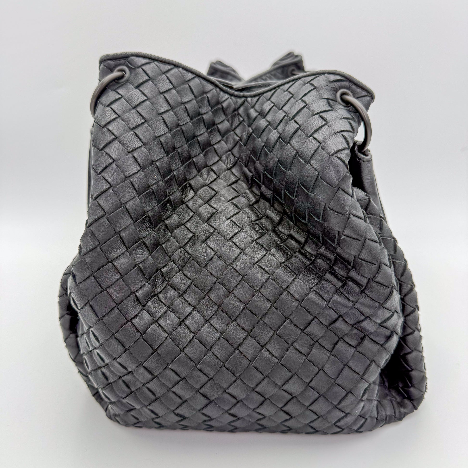 BottegaVeneta-Intrecciato-Parachute-Preloved-Luxury-Handbag-London-Side3