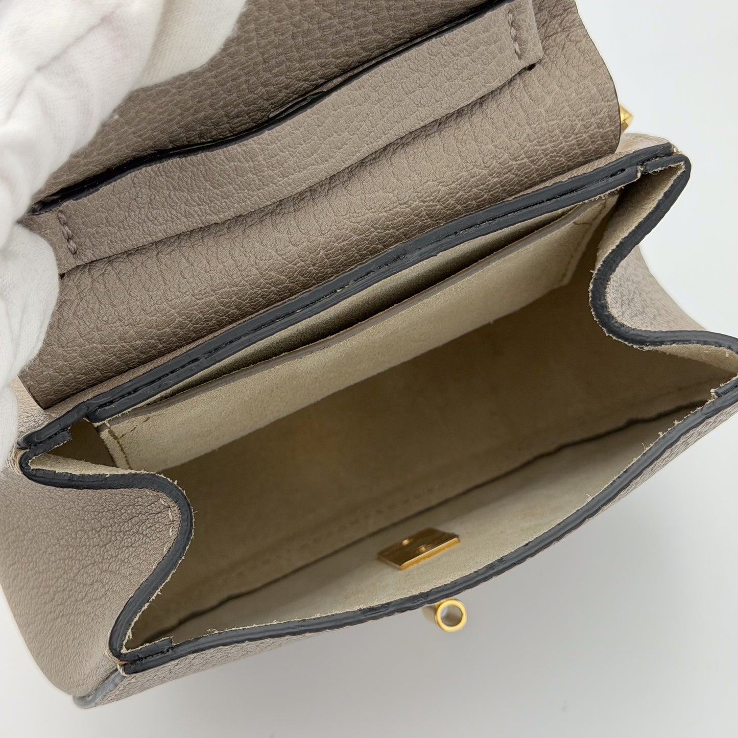 Second hand Chloé Mini Drew crossbody bag interior close up showing lining