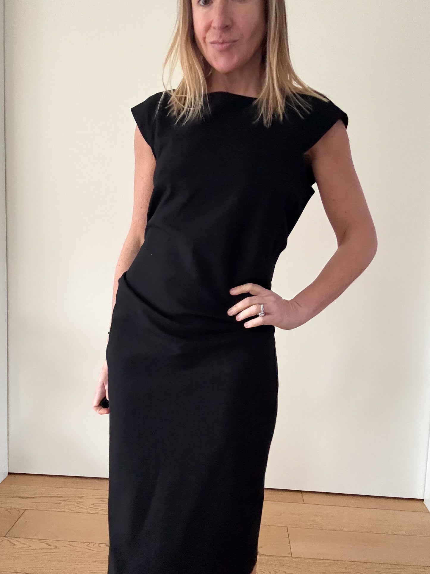 Diane von Furstenberg Black Sleeveless Dress - Size 10