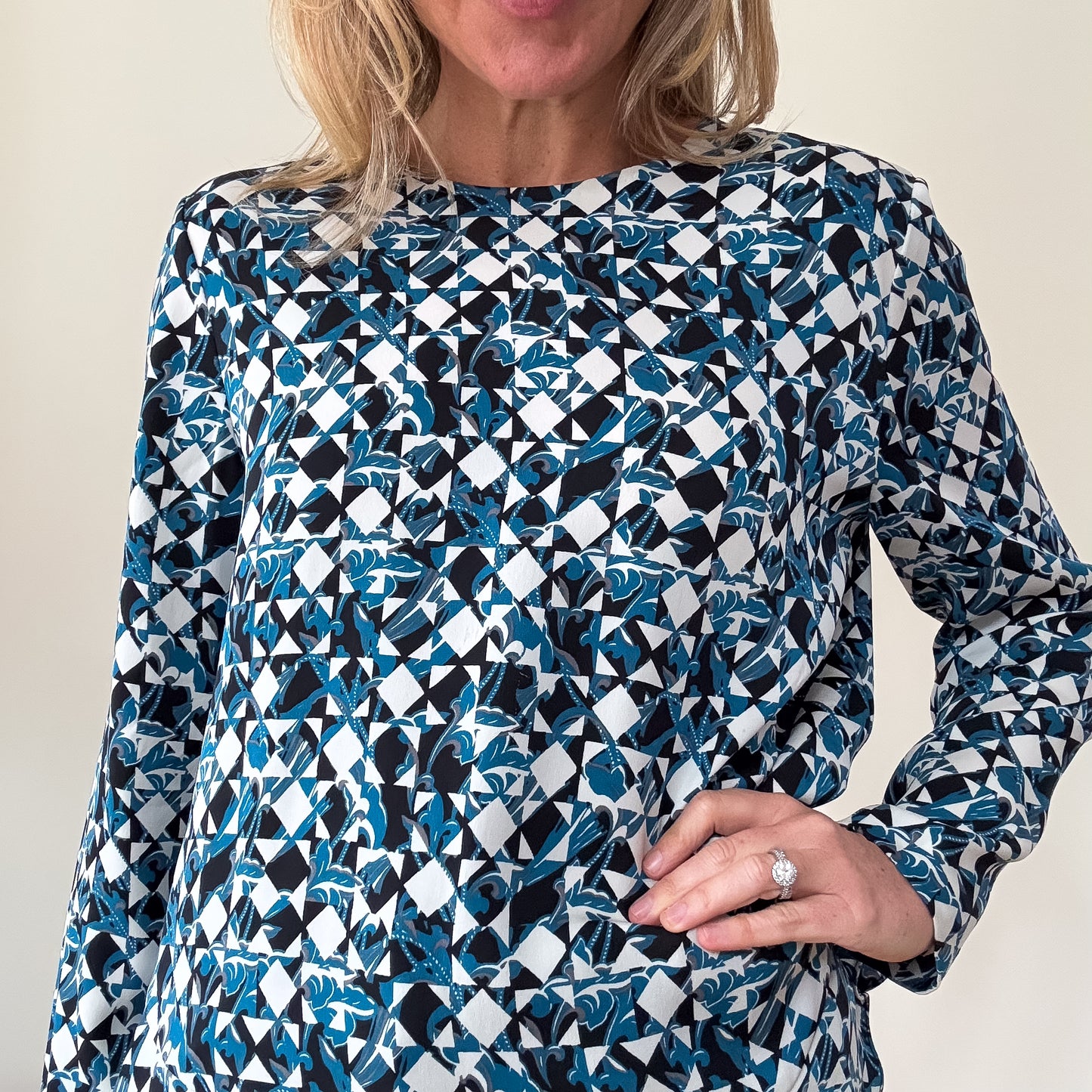 Diane von Furstenberg Blue & White Printed Long-Sleeve Blouse - Size 10