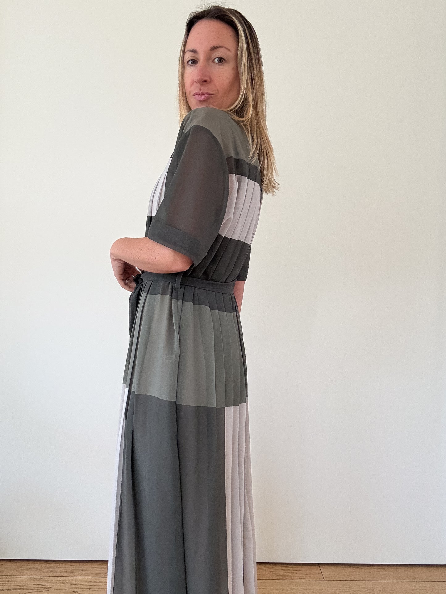 Equipment Colourblock Pleated Dress - Size S