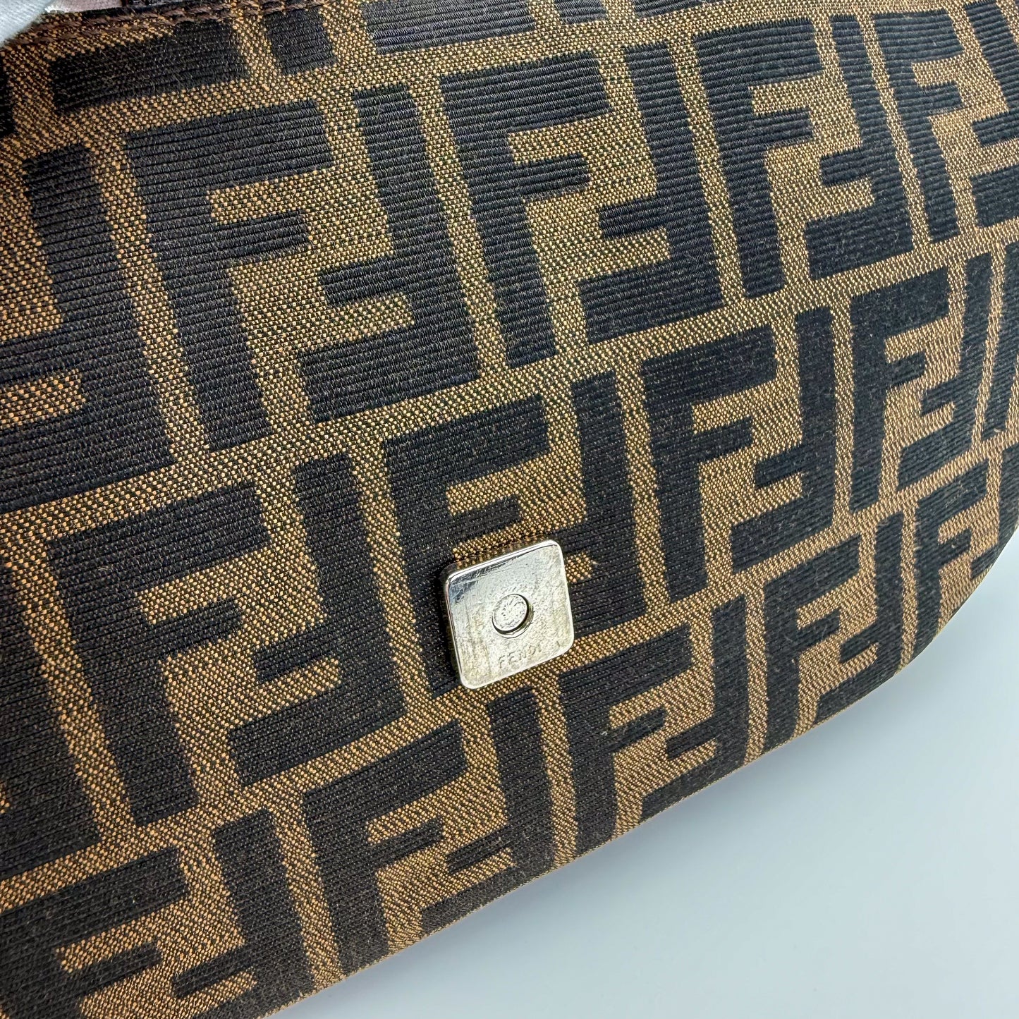 Fendi-Half-Moon-Baguette-Preloved-Luxury-London-Detail2