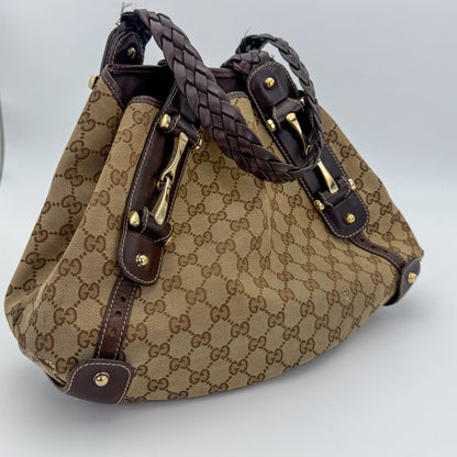 Gucci-Hobo-Horsebit-Bag-Preloved-Luxury-Handbag-London-Angle