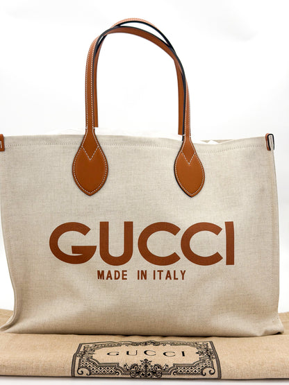 Gucci tote authenticity leather patch and interior GG supreme lining detail