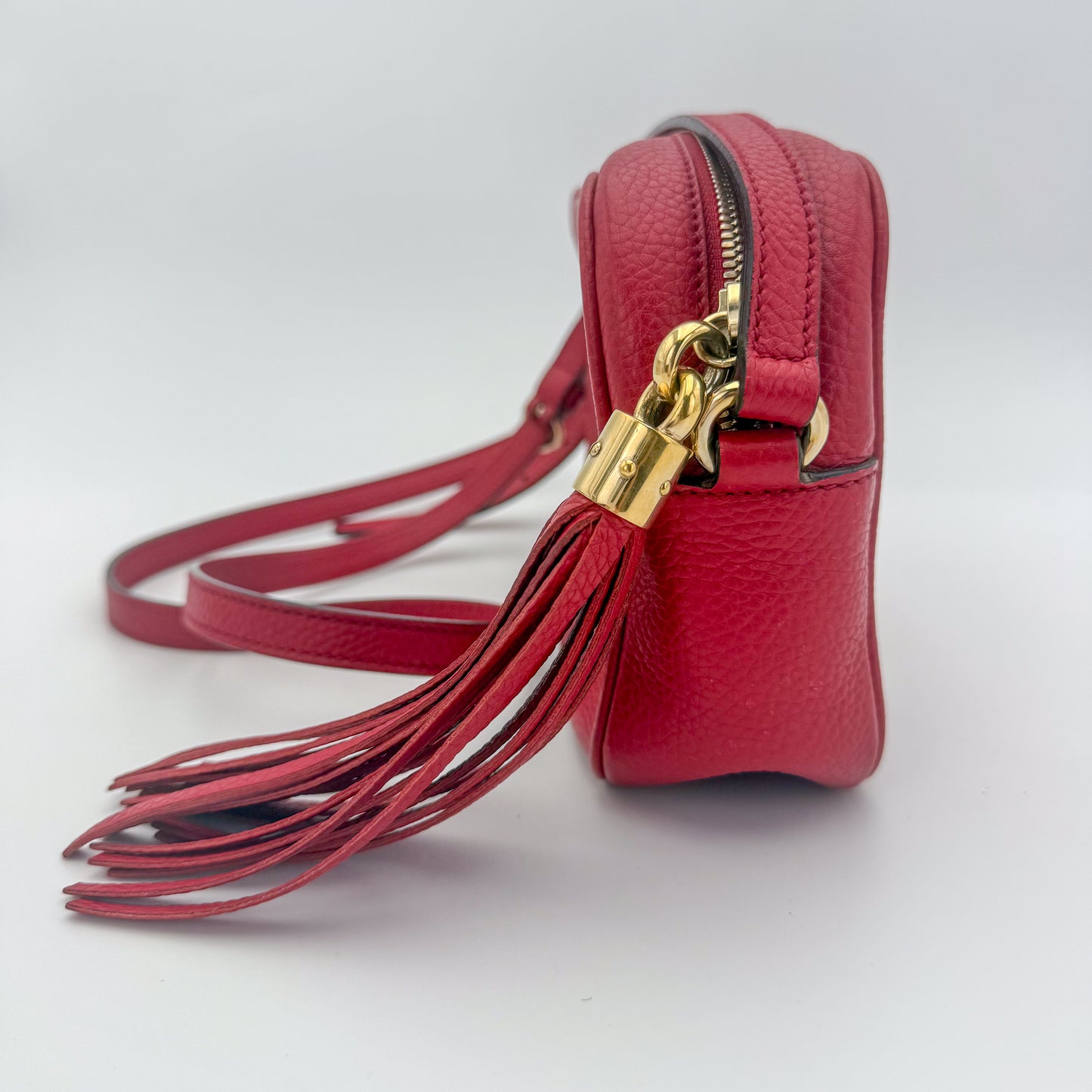 Gucci-Soho-Disco-Handbag-Preloved-Luxury-London-Side2