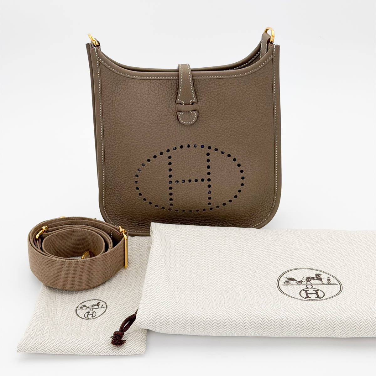Hermès Evelyne III complete with original dust bags