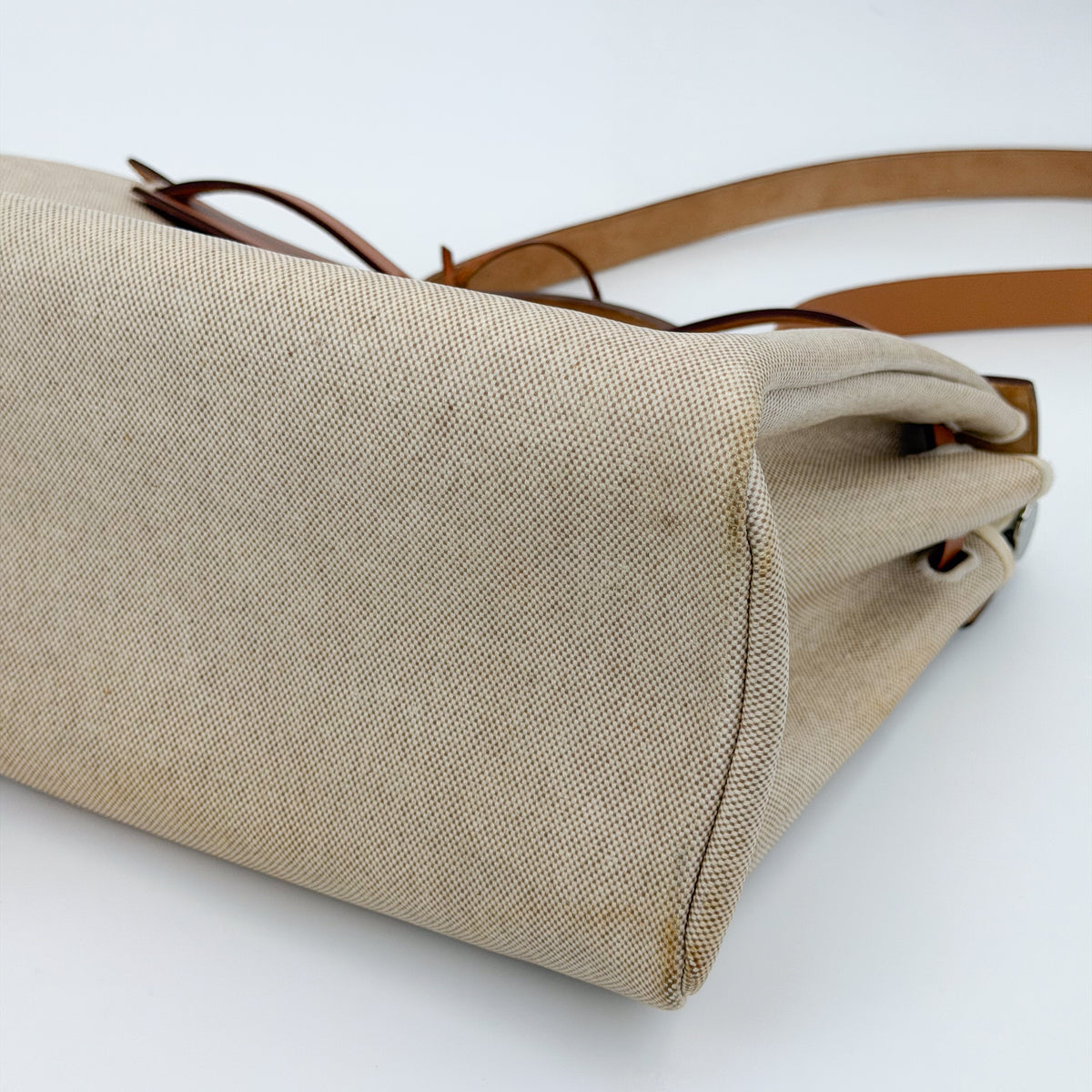 Hermès Écru Toile H & Natural Vache Hunter Herbag Messenger 39 (RRP £3,400) | Authentic Preloved