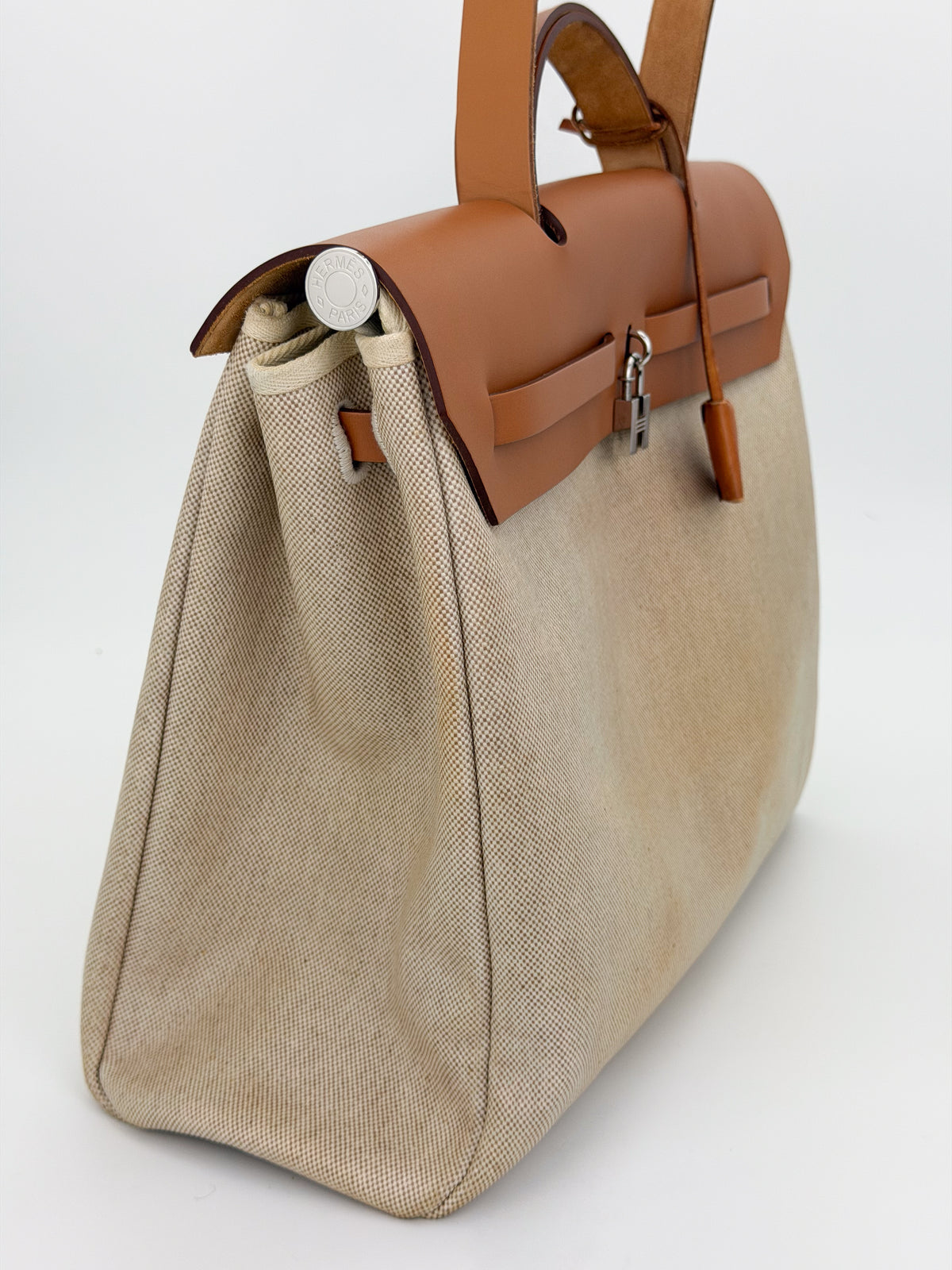 Hermès Écru Toile H & Natural Vache Hunter Herbag Messenger 39 (RRP £3,400) | Authentic Preloved