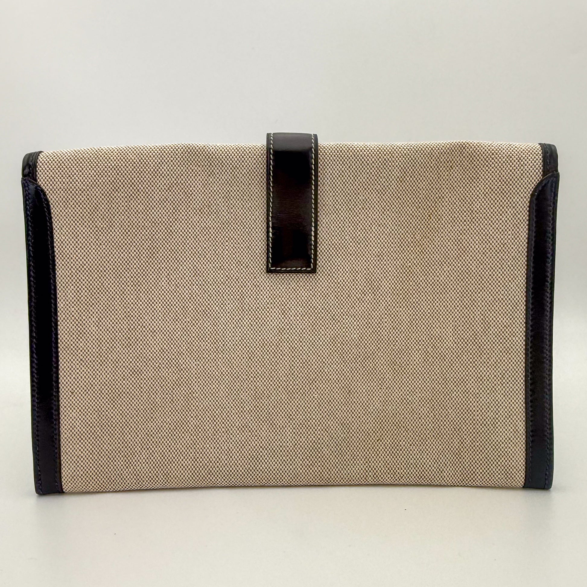 Hermes-Jige-Clutch-Preloved-Luxury-Handbag-Back