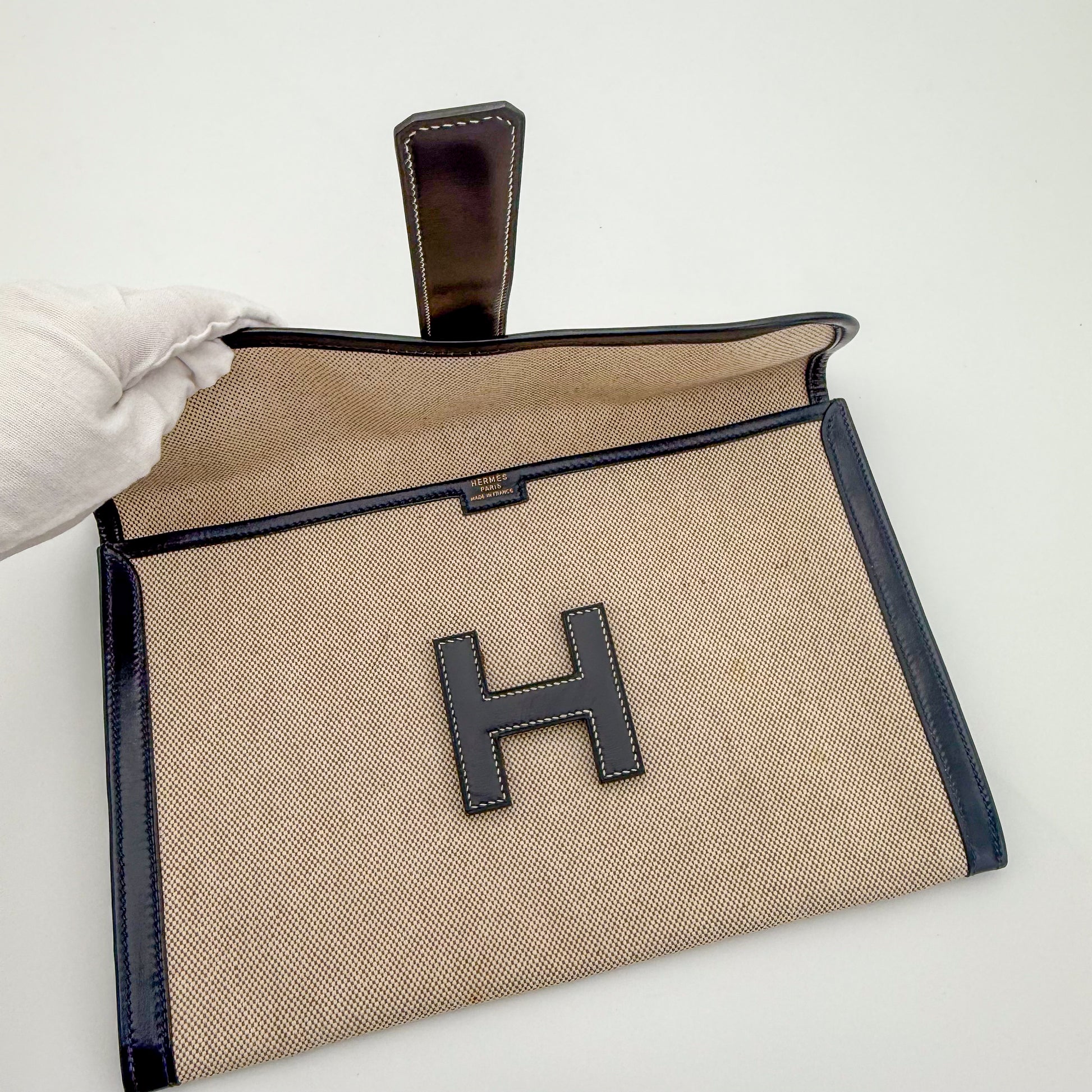 Hermes-Jige-Clutch-Preloved-Luxury-Handbag-Detail2