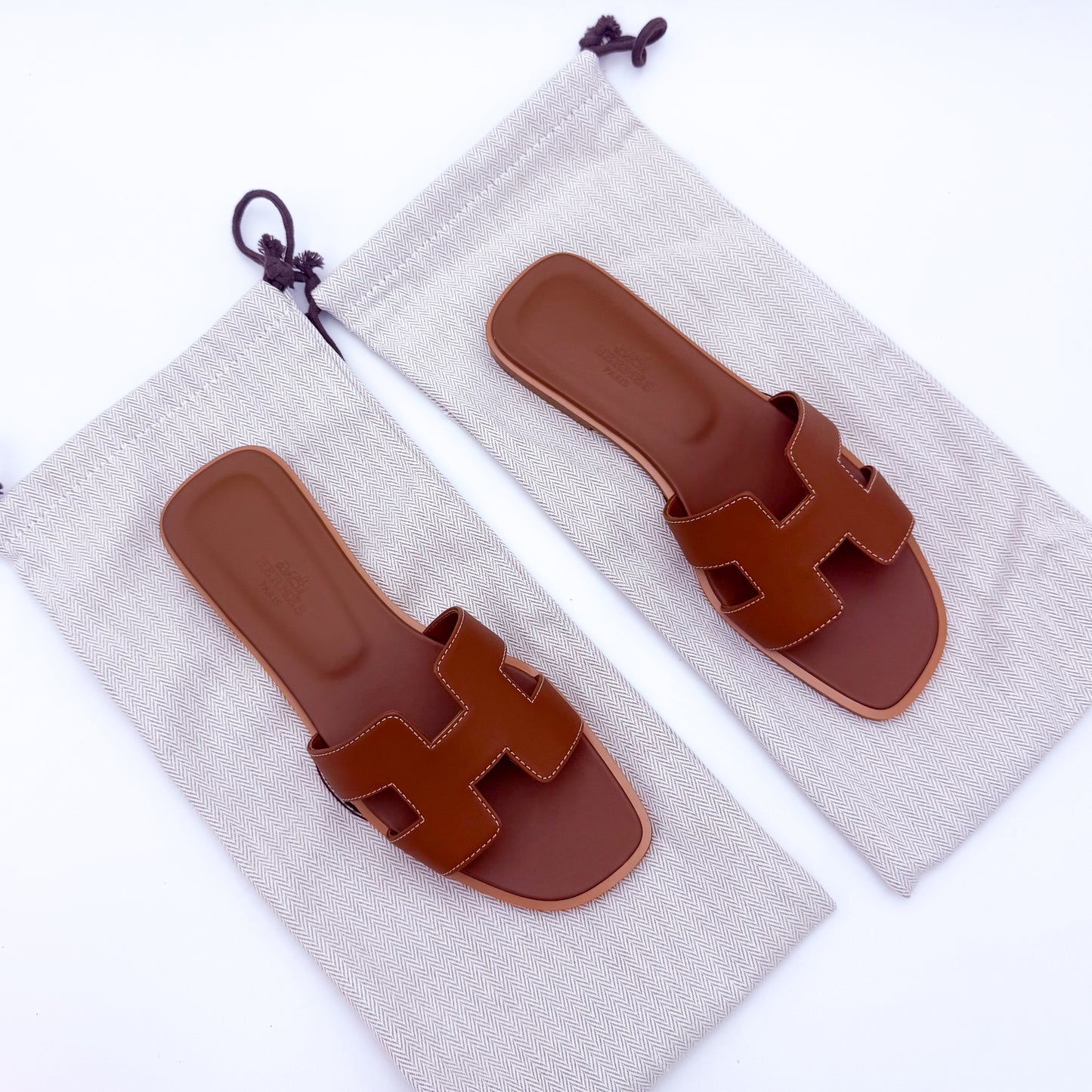 Hermès Oran Sandals Gold Leather - Size 36.5