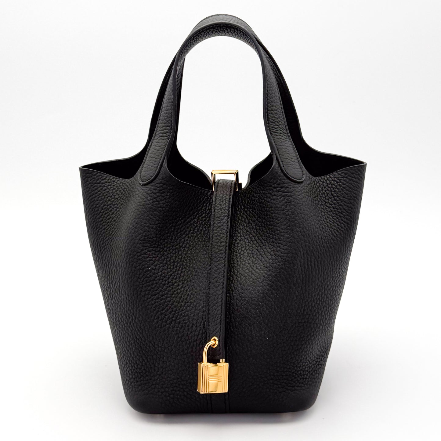 Hermès Picotin 18 Lock in Noir Clemence Leather with gold tone hardware