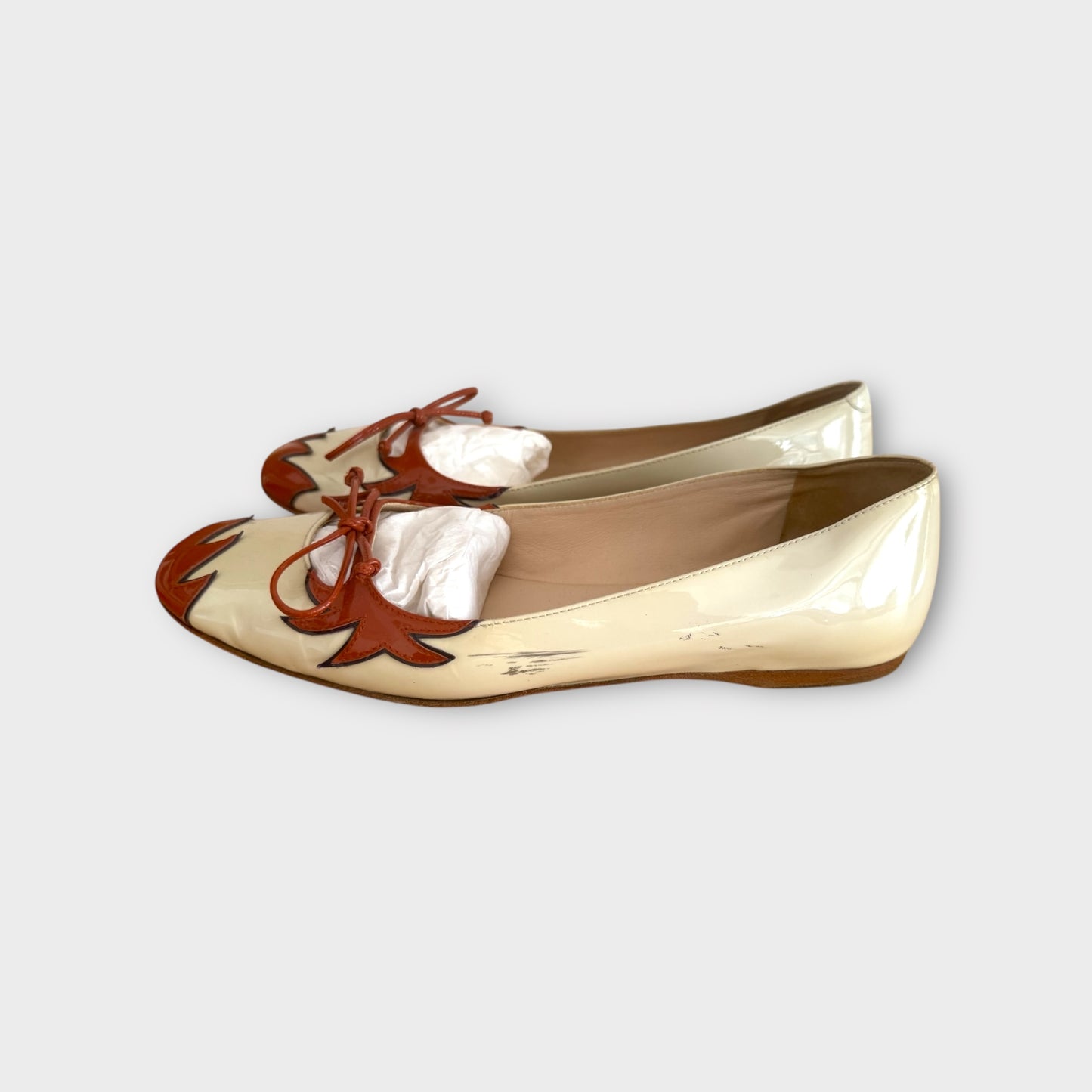Bottega Veneta Off White Patent Flats - Size 37