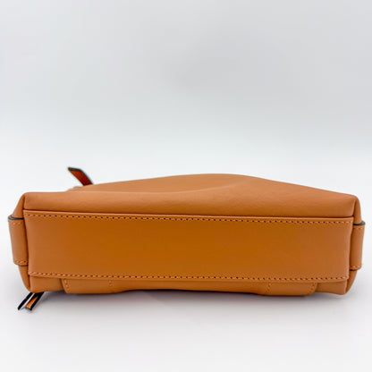 Longchamp-Leather-Crossbody-Handbag-Preloved-Luxury-London-Bottom