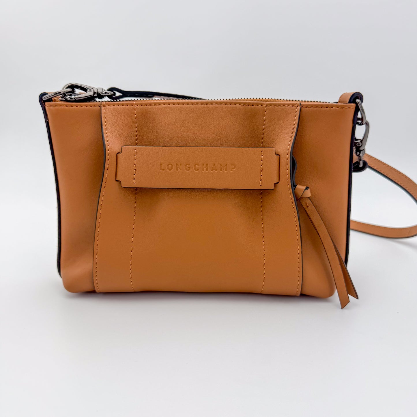 Longchamp-Leather-Crossbody-Handbag-Preloved-Luxury-London-Front