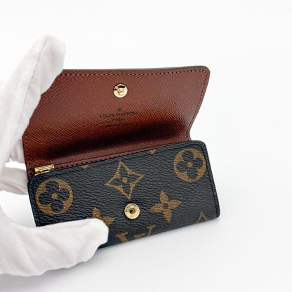 Louis Vuitton 4 Key Holder