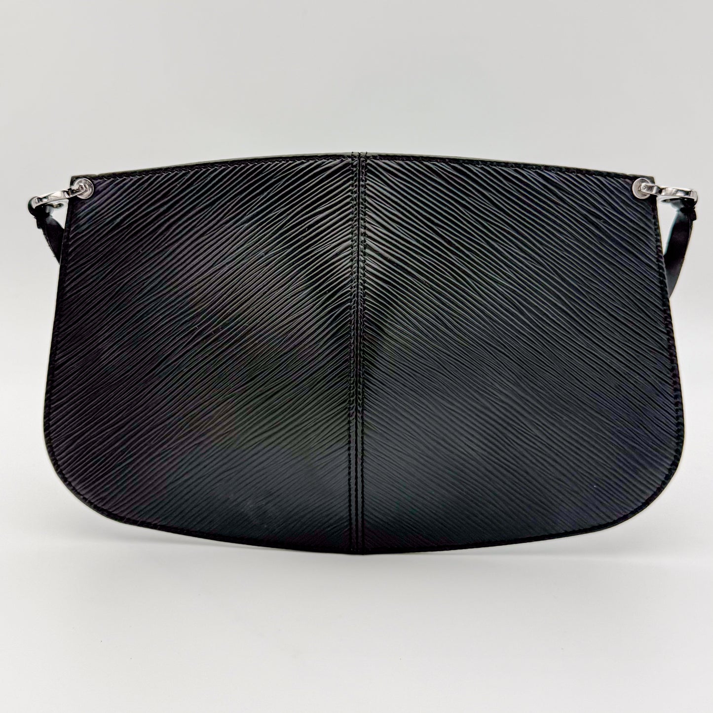 Louis-Vuitton-Epi-Demi-Lune-Pochette-Preloved-Luxury-Back