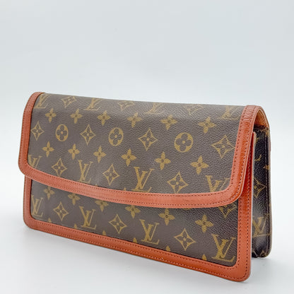 Louis Vuitton Dame Pochette Clutch