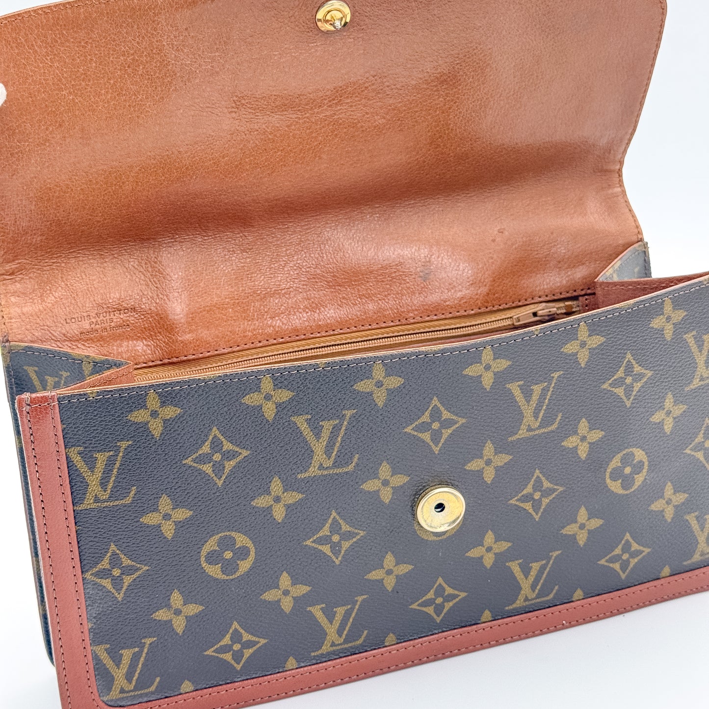 Louis Vuitton Dame Pochette Clutch