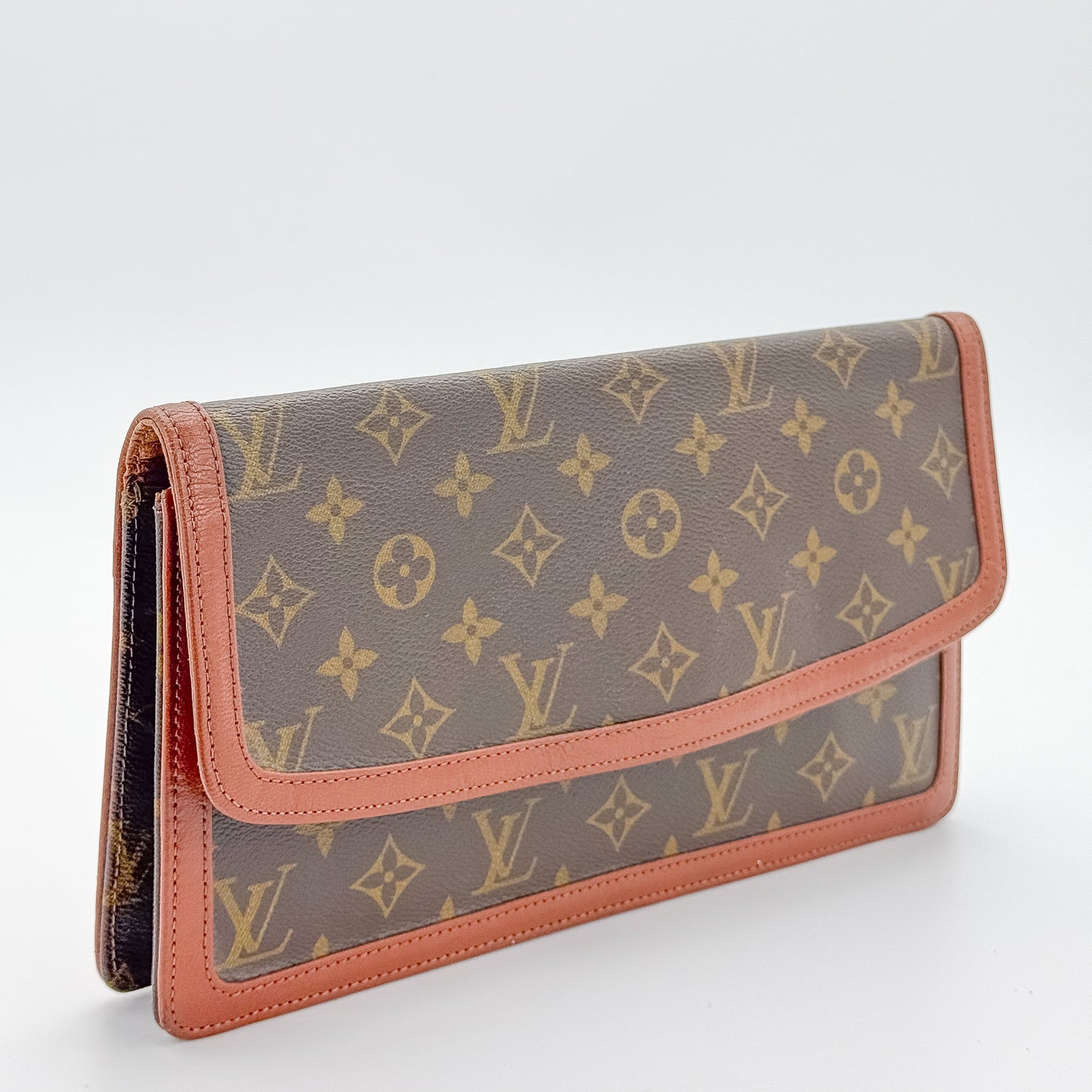 Louis Vuitton Dame Pochette Clutch