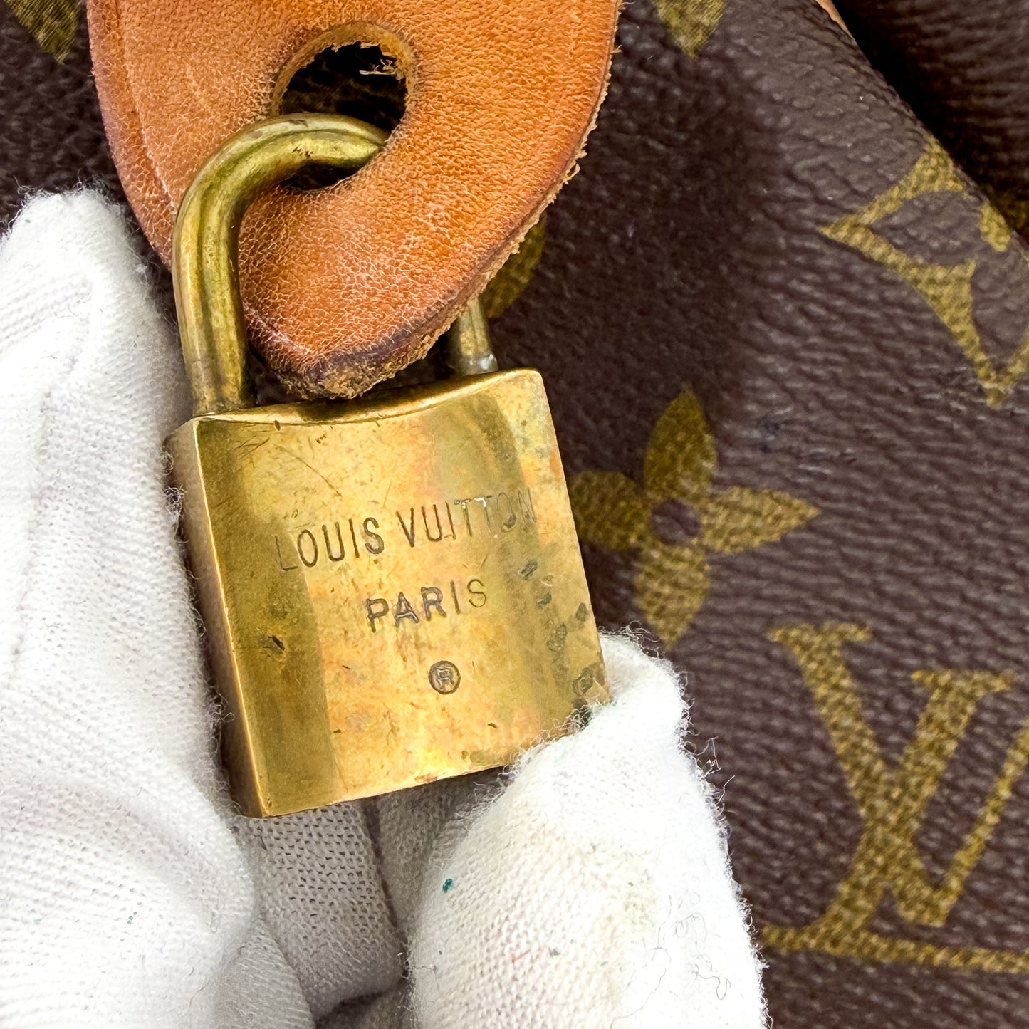 Louis Vuitton Speedy 30 Monogram Canvas Handbag