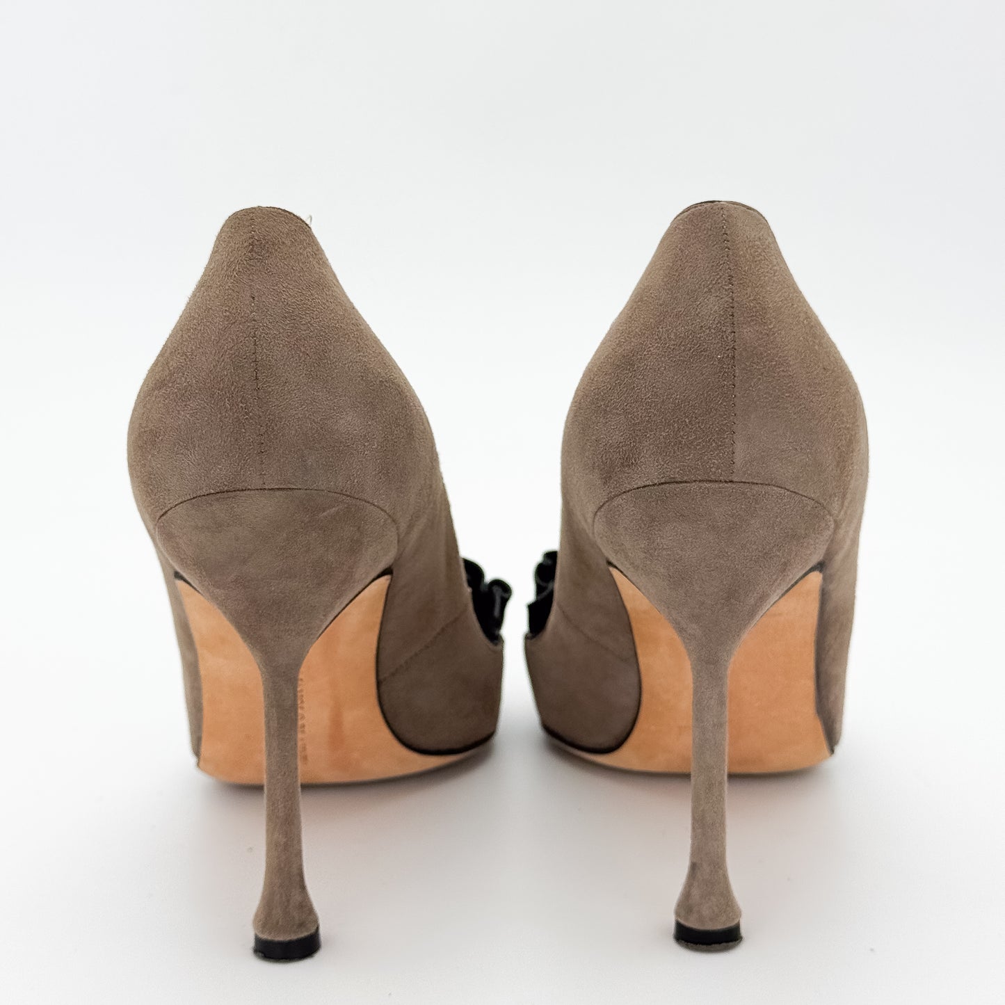 Manolo Blahnik Arletti Suede Pumps - Size 38
