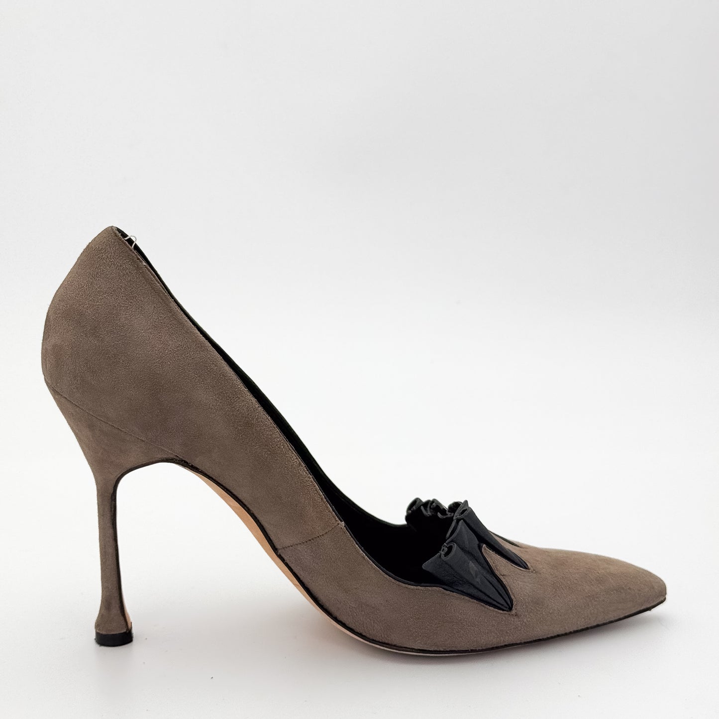 Manolo Blahnik Arletti Suede Pumps - Size 38