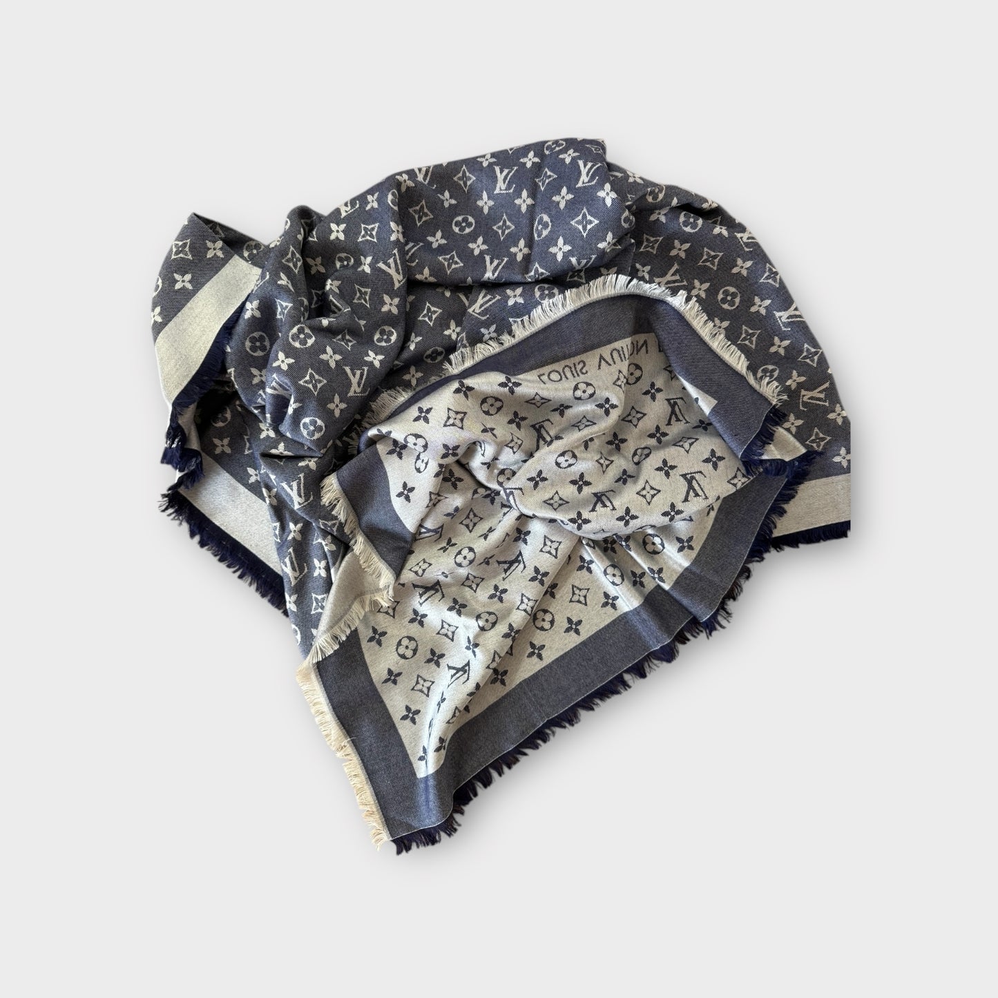 Louis Vuitton Classic Monogram Shawl