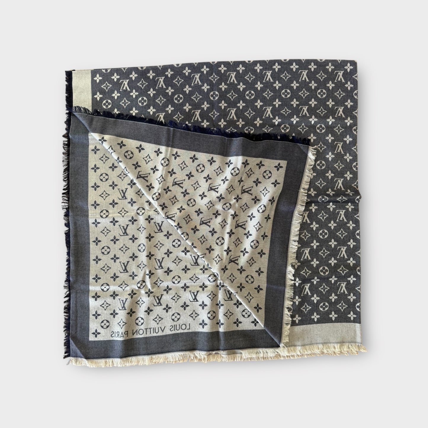 Louis Vuitton Classic Monogram Shawl