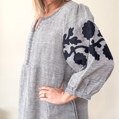 Rose and Rose Kerr Trellis Linen Beach Kaftan Dress- Size L