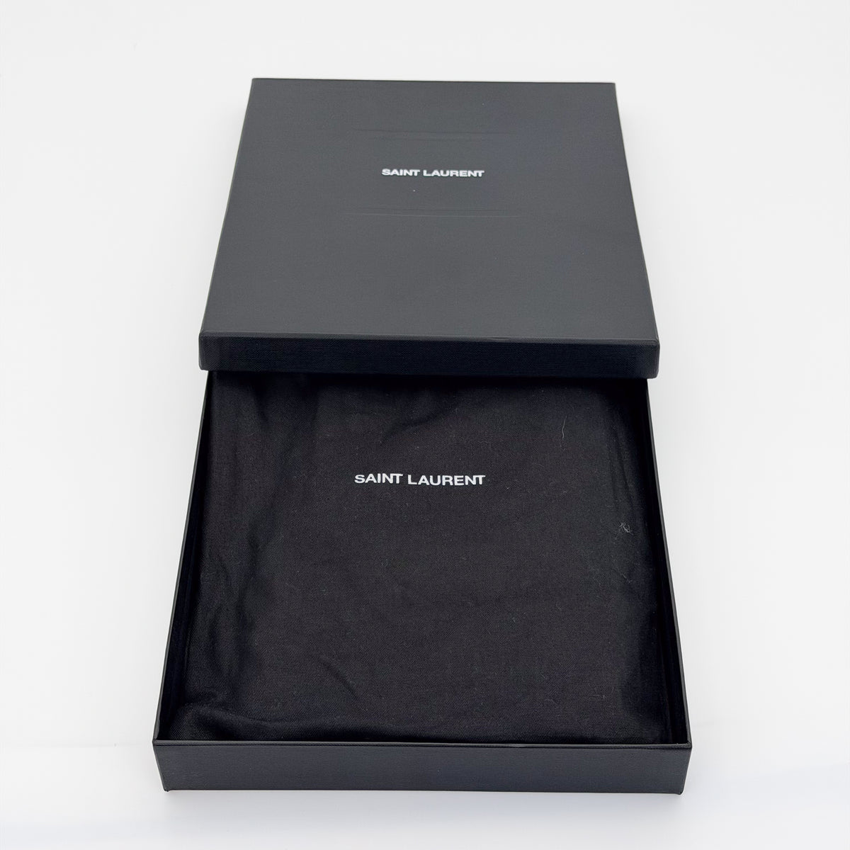 Saint Laurent Cassandre Matelassé Flap Pouch – Saint Laurent branded retail packaging