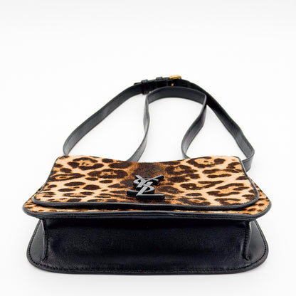 Saint Laurent Spontini bag, base flat